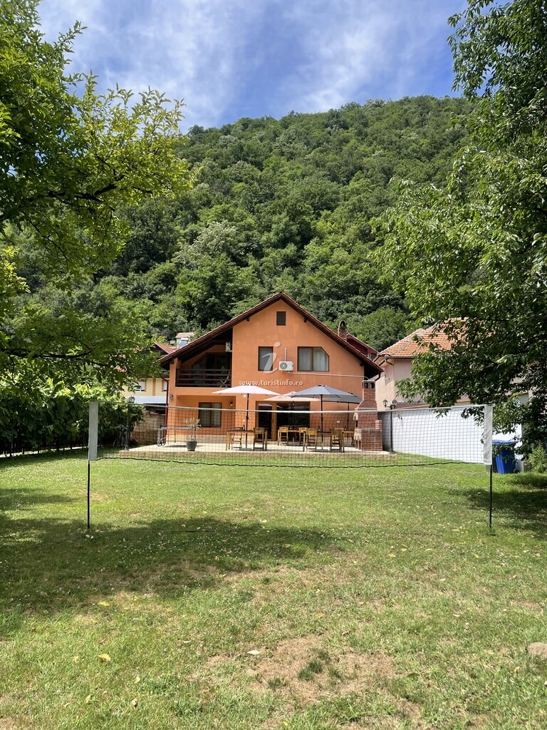 Pensiunea Casa Bianca