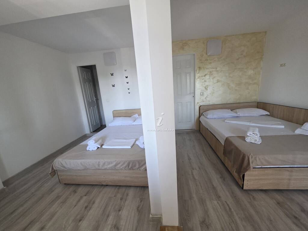 Camere de închiriat Casa Bella