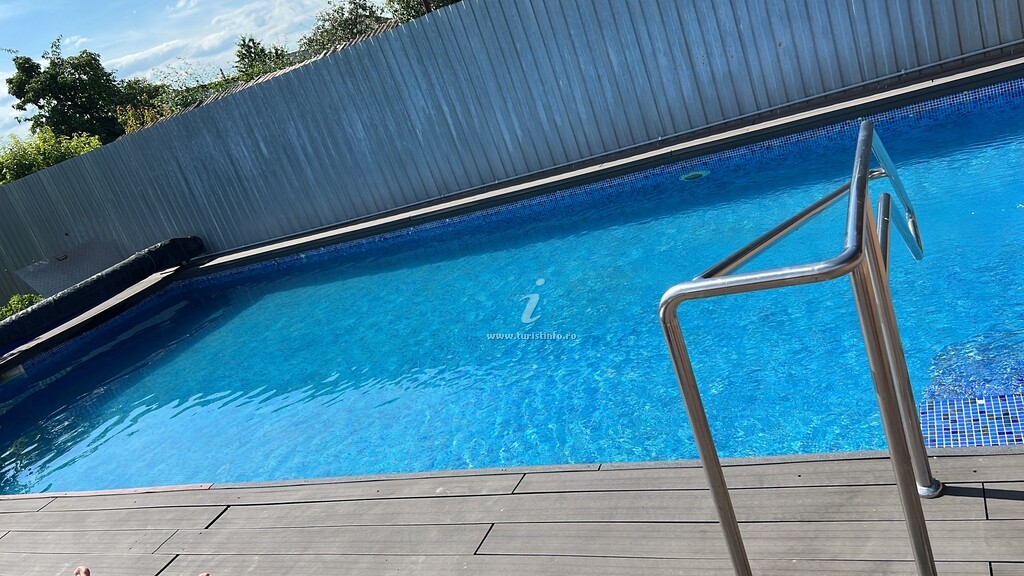 Vila Ovi Salin
