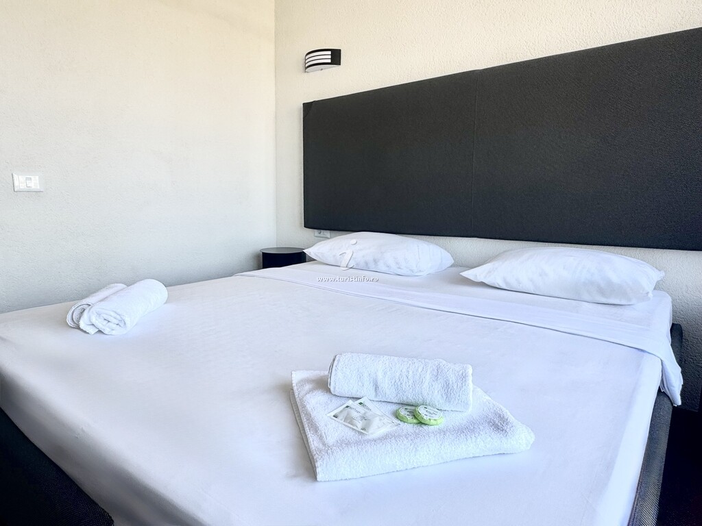 Hotel Almaris