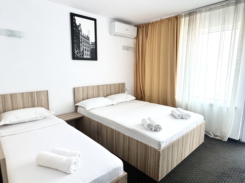 Hotel Almaris