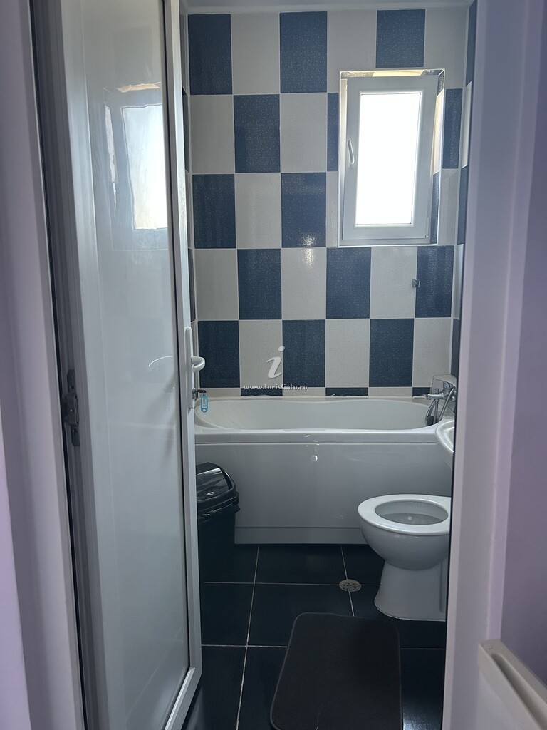 Camere de închiriat Casa Danara