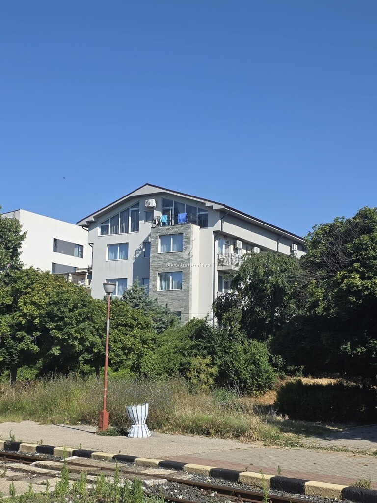 Vila Magnific Sis