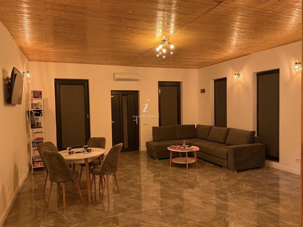 Casa de vacanță Alex`s Beach House