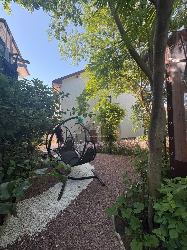 Vila Alb de Vară