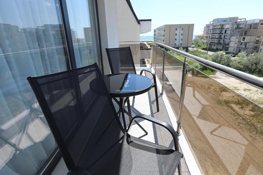 Apartament D & A