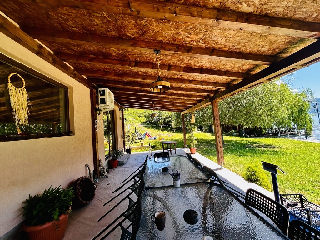 Casa Damir