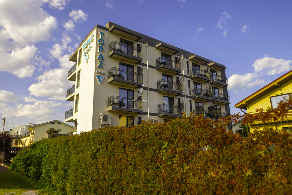 Casa Topaz