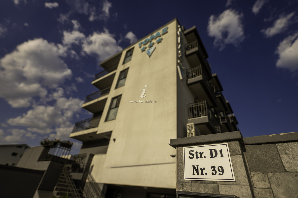 Casa Topaz