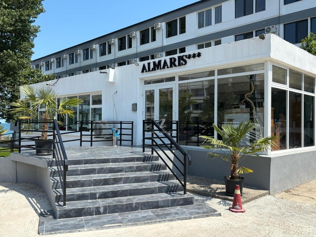 Hotel Almaris