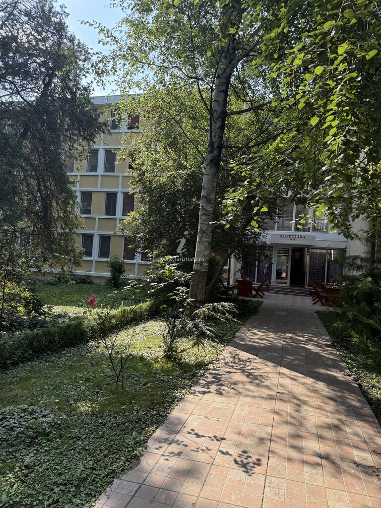 Hotel Lira