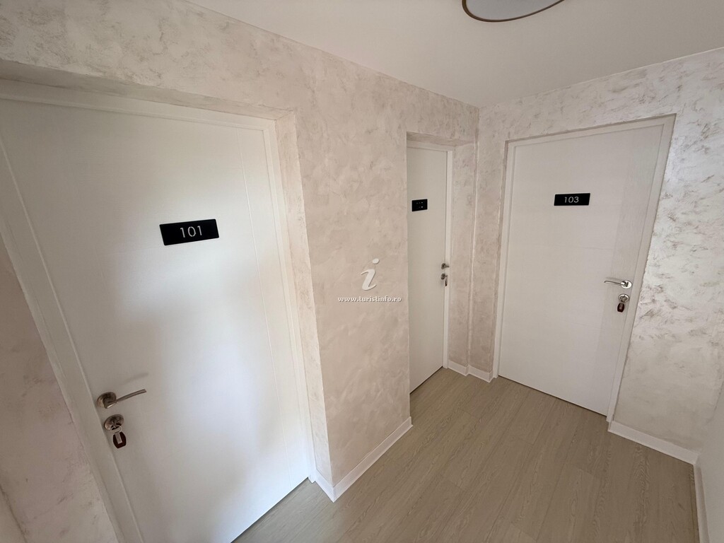 Camere de închiriat Delta Crișan Flamingo