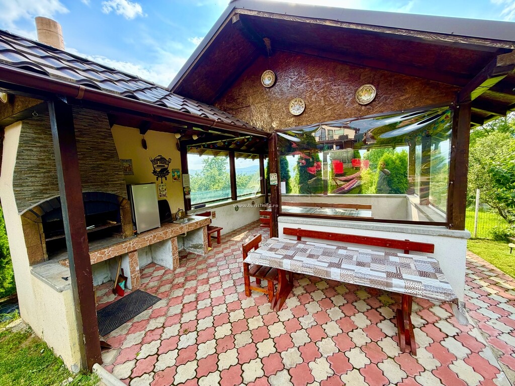 Camere de închiriat Casa David