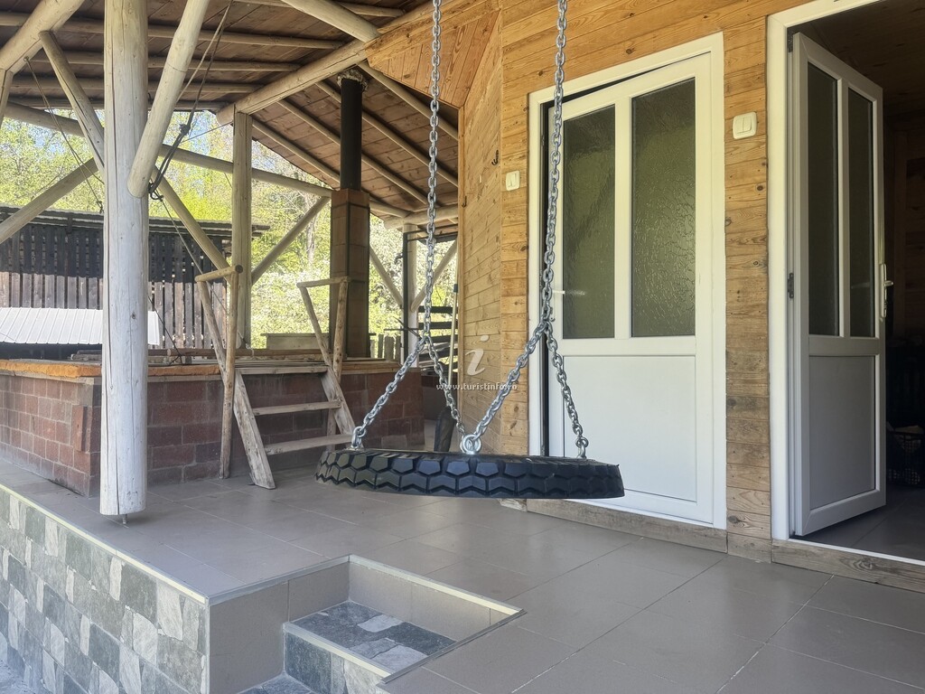 Cabana La Mitică