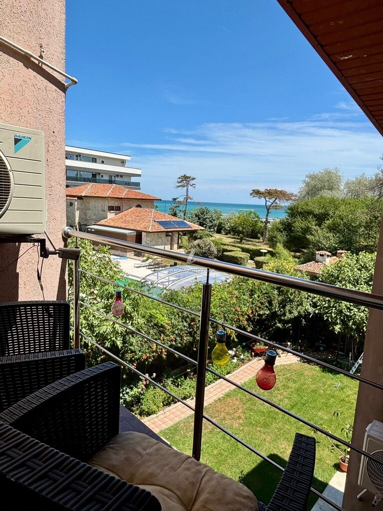 Camere de închiriat Flora Sea