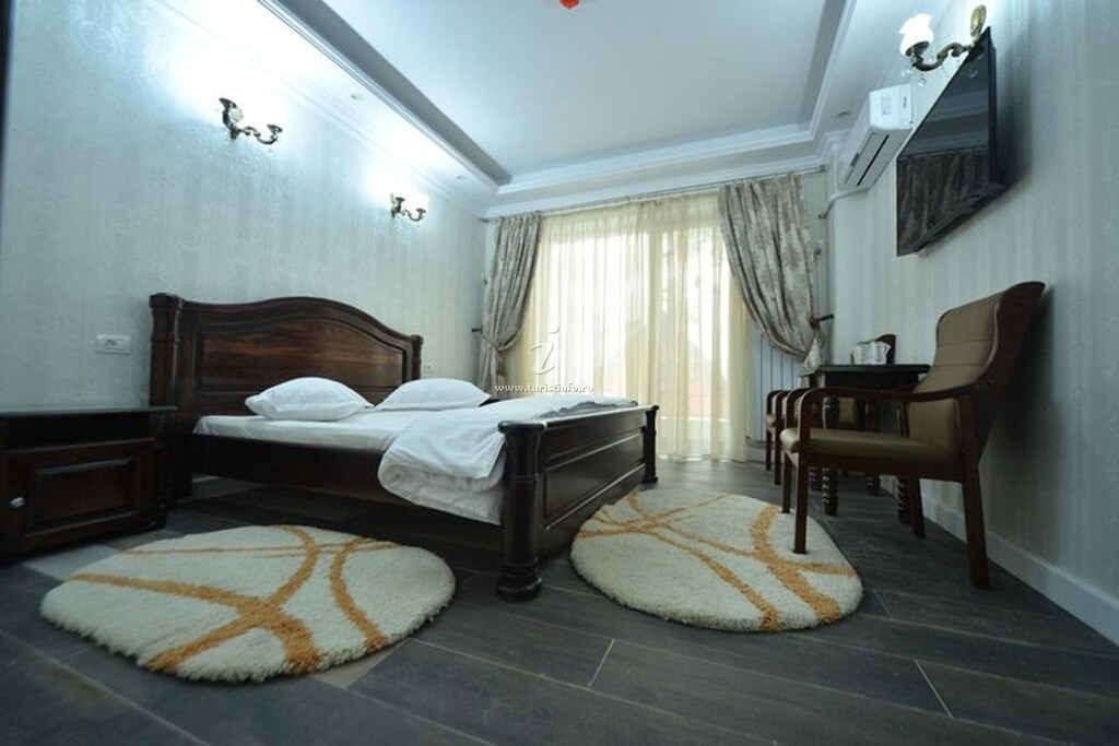 Hotel Edy`s Royal