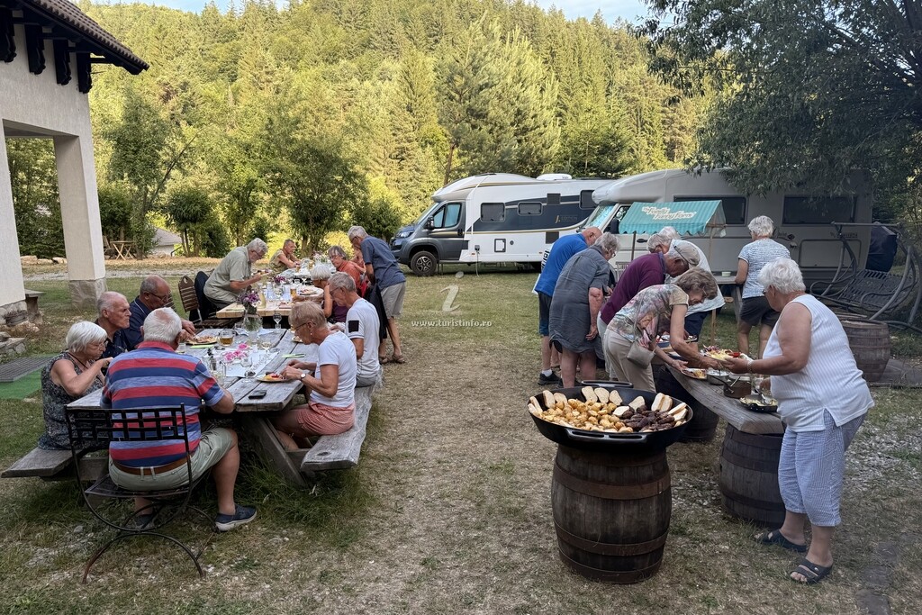 Camere de închiriat Alpin Ranch