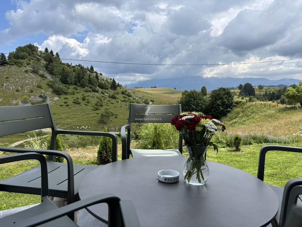 Casa Dealul Craiului