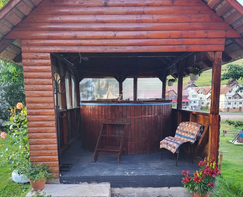 Cabana Poiana Vârtop