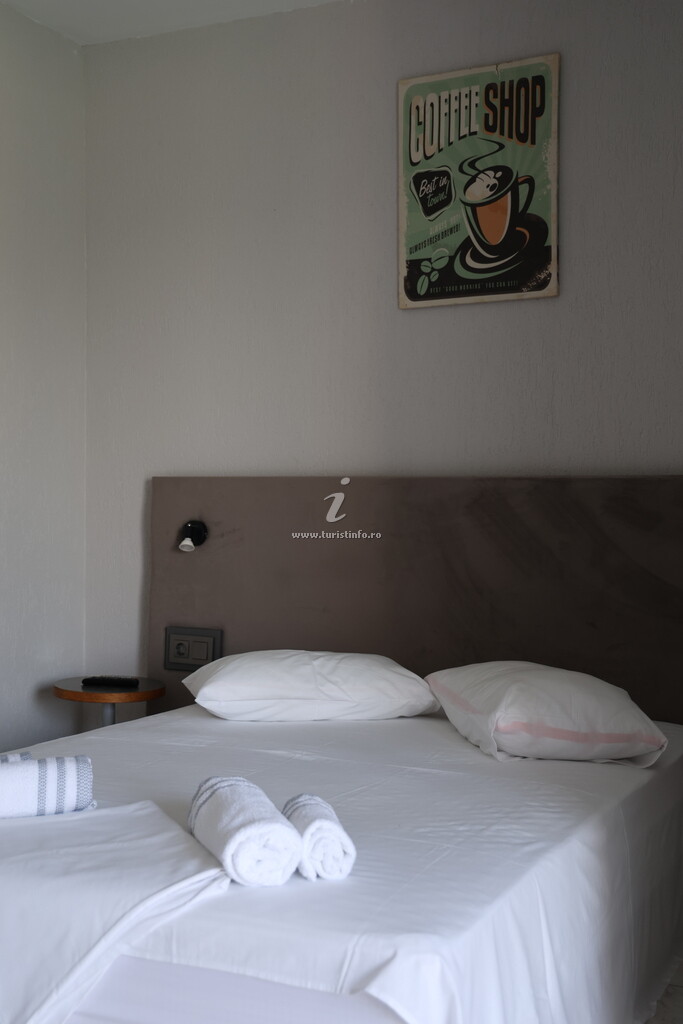 Camere de închiriat Deea Marii