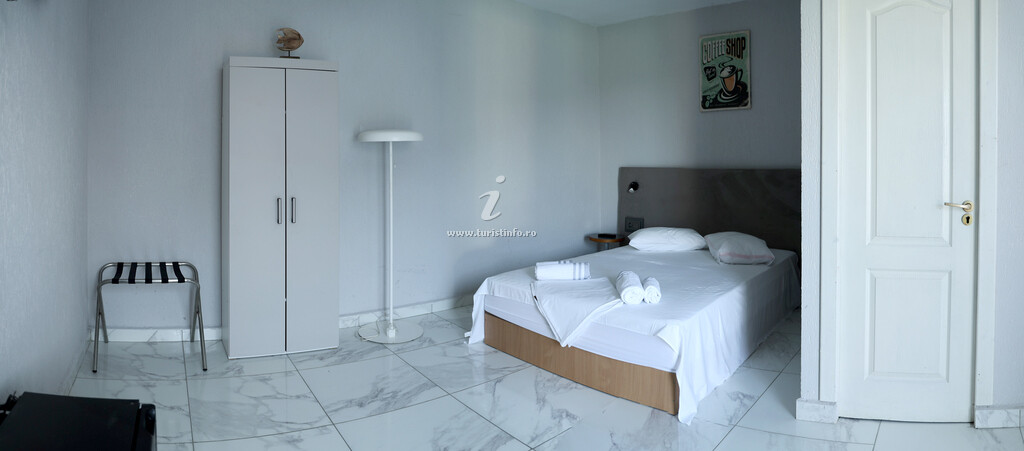 Camere de închiriat Deea Marii