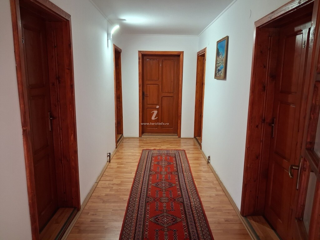 Pensiunea Flori de Câmp
