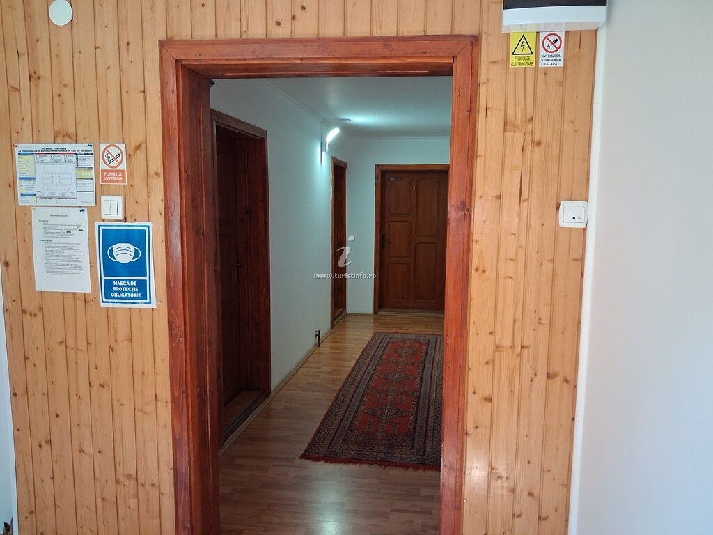 Pensiunea Flori de Câmp