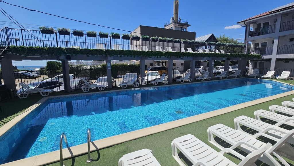 Aorra cazare Nibiru cu Piscină încălzită