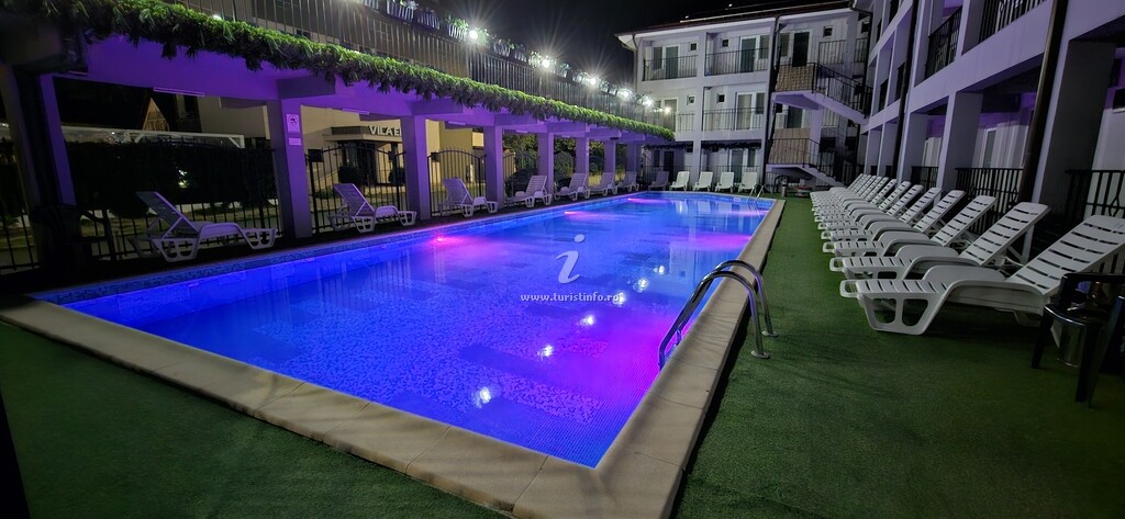 Aorra cazare Nibiru cu Piscină încălzită