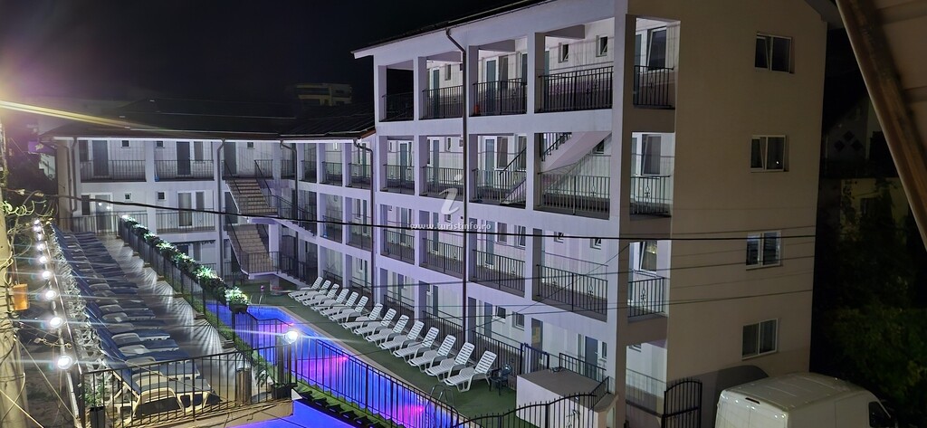 Aorra cazare Nibiru cu Piscină încălzită