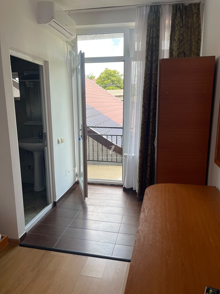 Camere de închiriat Niky Alin 1