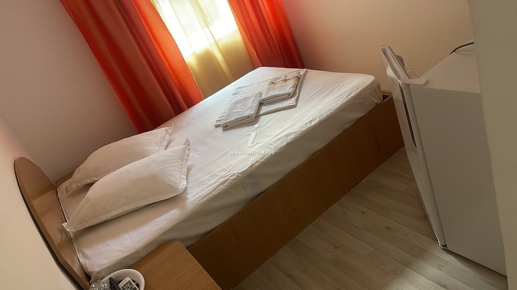 Camere de închiriat Niky Alin 1