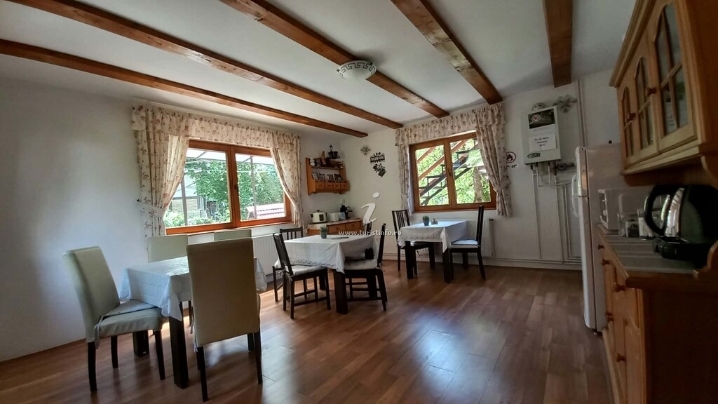Casa de vacanță Doi Brazi