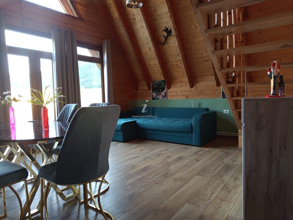 A-frame Emali