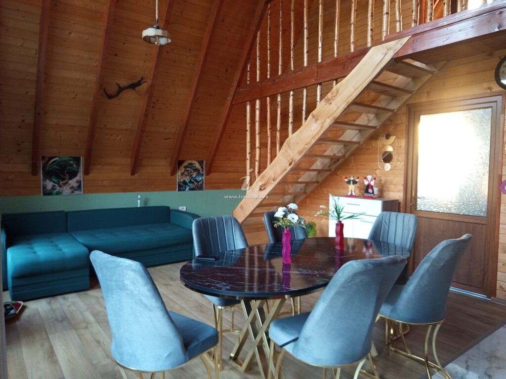 A-frame Emali