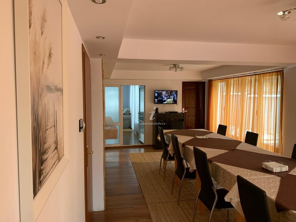 Casa cu Prieteni