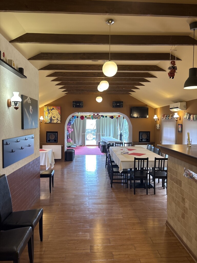 Camere de închiriat Eidolon