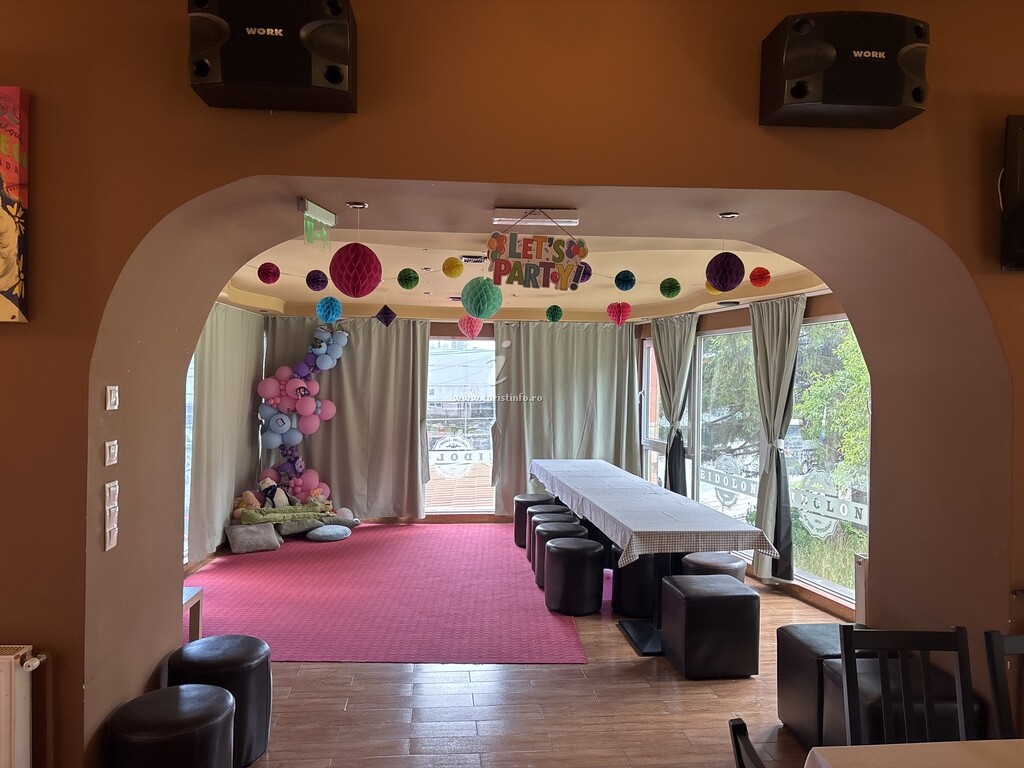 Camere de închiriat Eidolon
