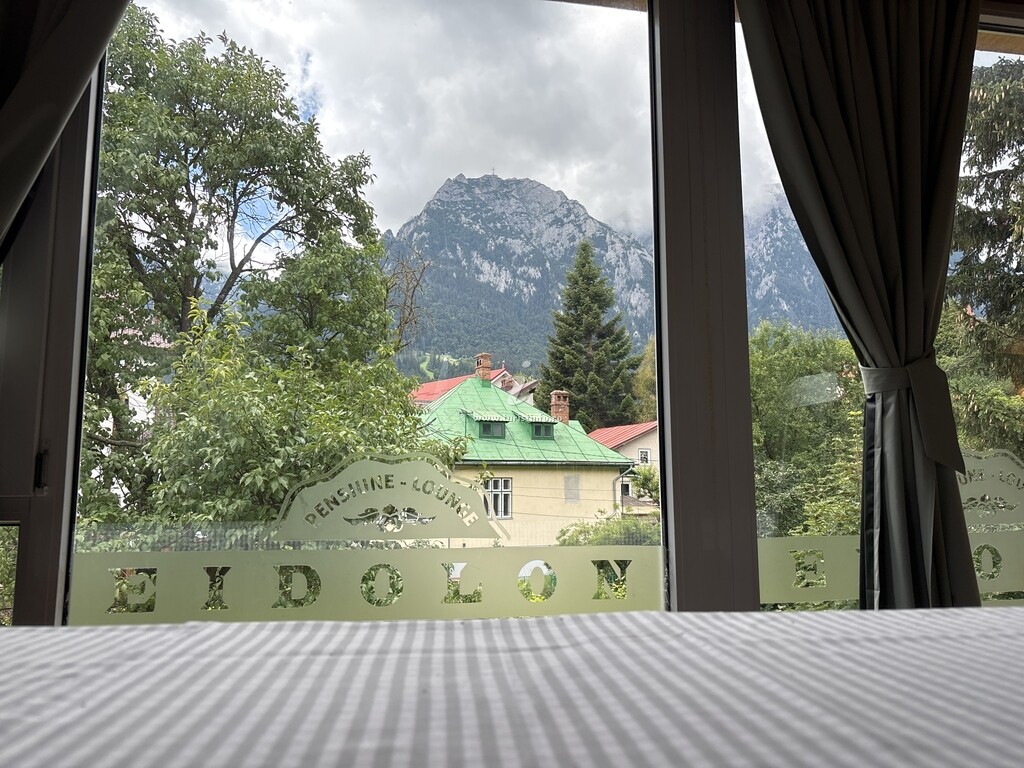 Camere de închiriat Eidolon