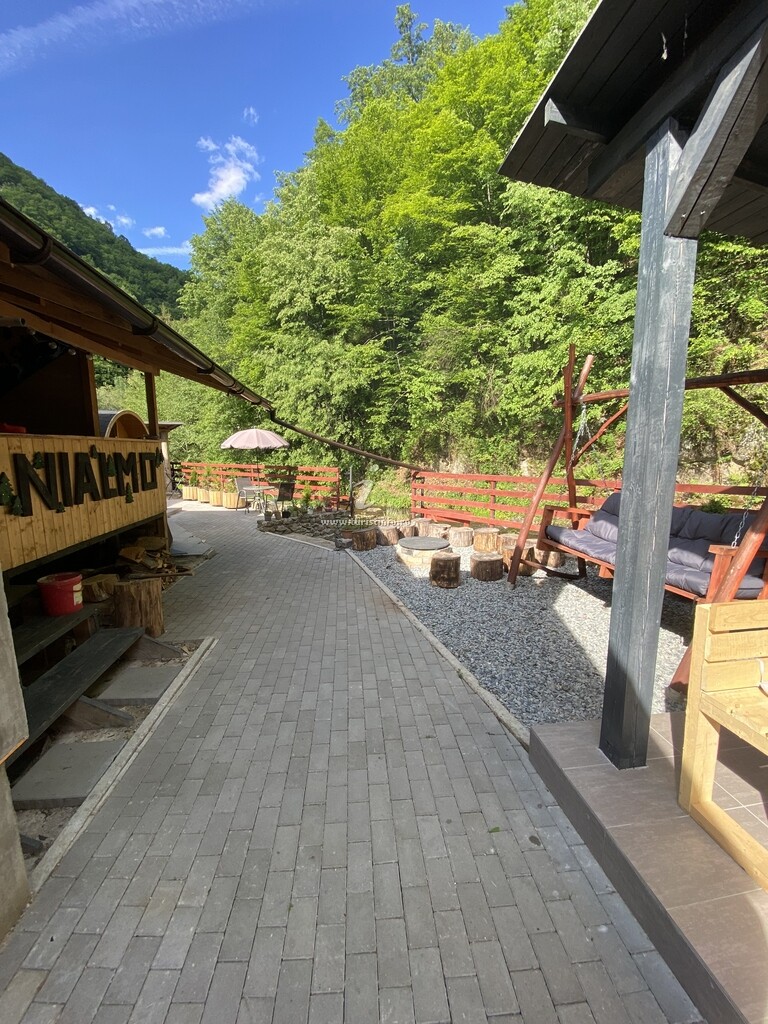 Cabana Nialmo Retreat