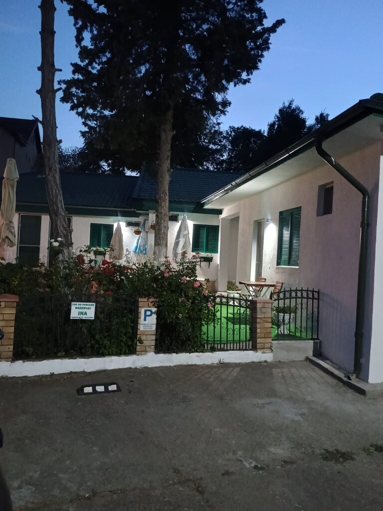 Pensiunea Ina Holiday