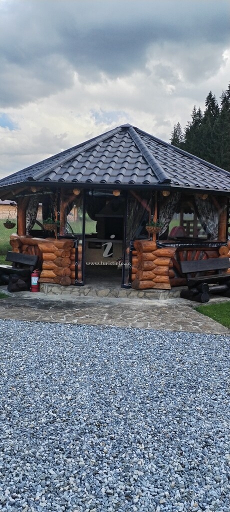 Casa Izvor Magic
