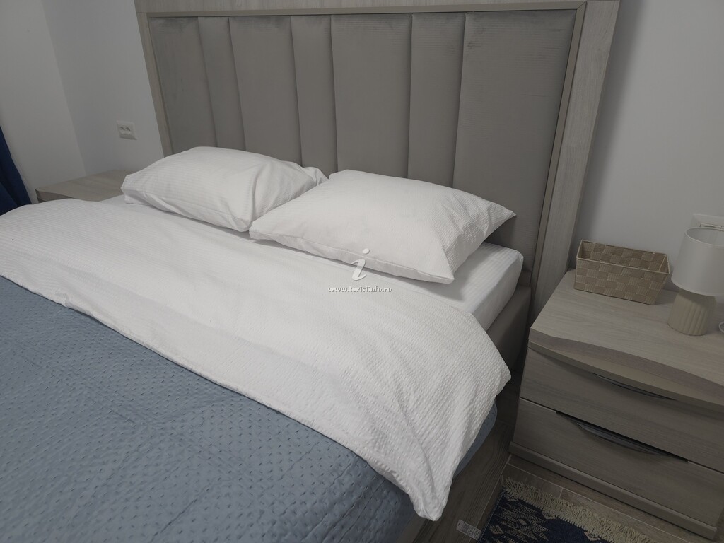 Casa Stejarului Îngenuncheat