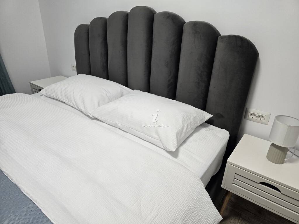 Casa Stejarului Îngenuncheat