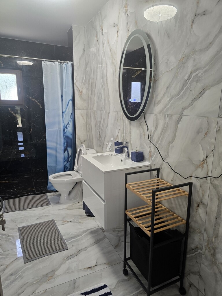 Casa Stejarului Îngenuncheat