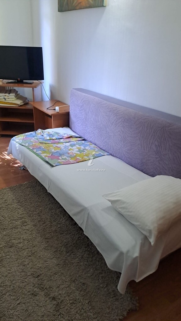 Camere de închiriat Ana Lăcrămioara
