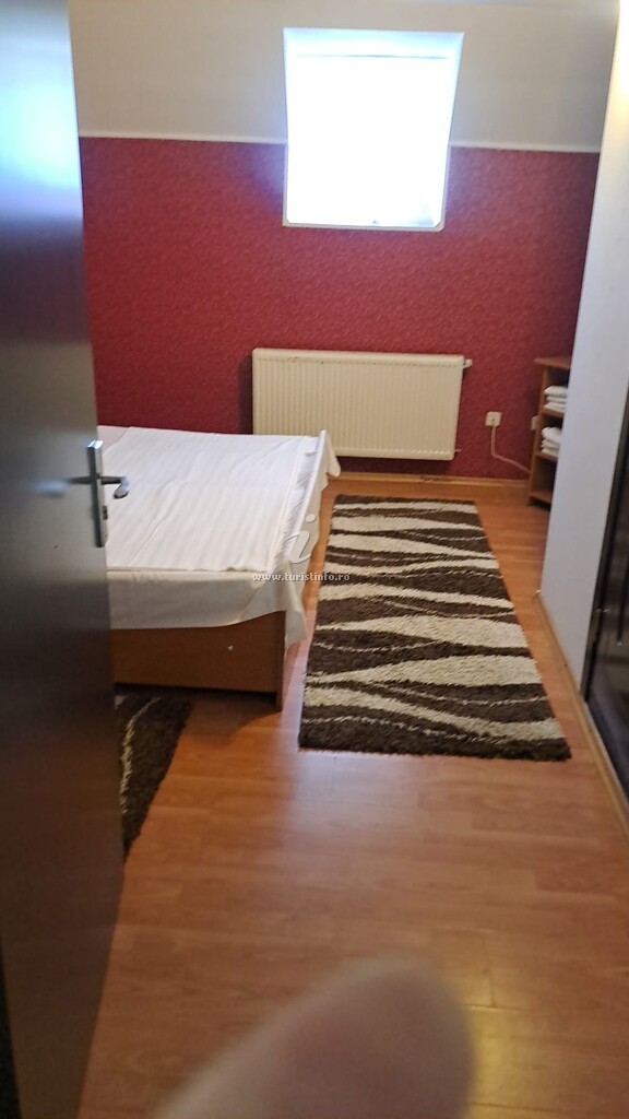 Camere de închiriat Ana Lăcrămioara