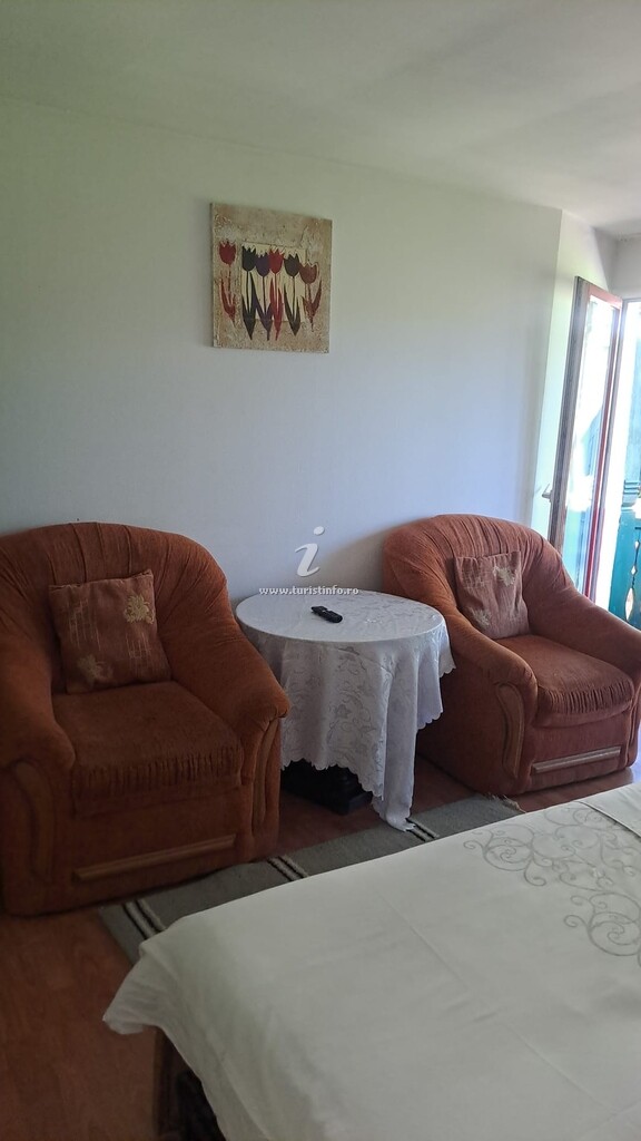 Camere de închiriat Ana Lăcrămioara