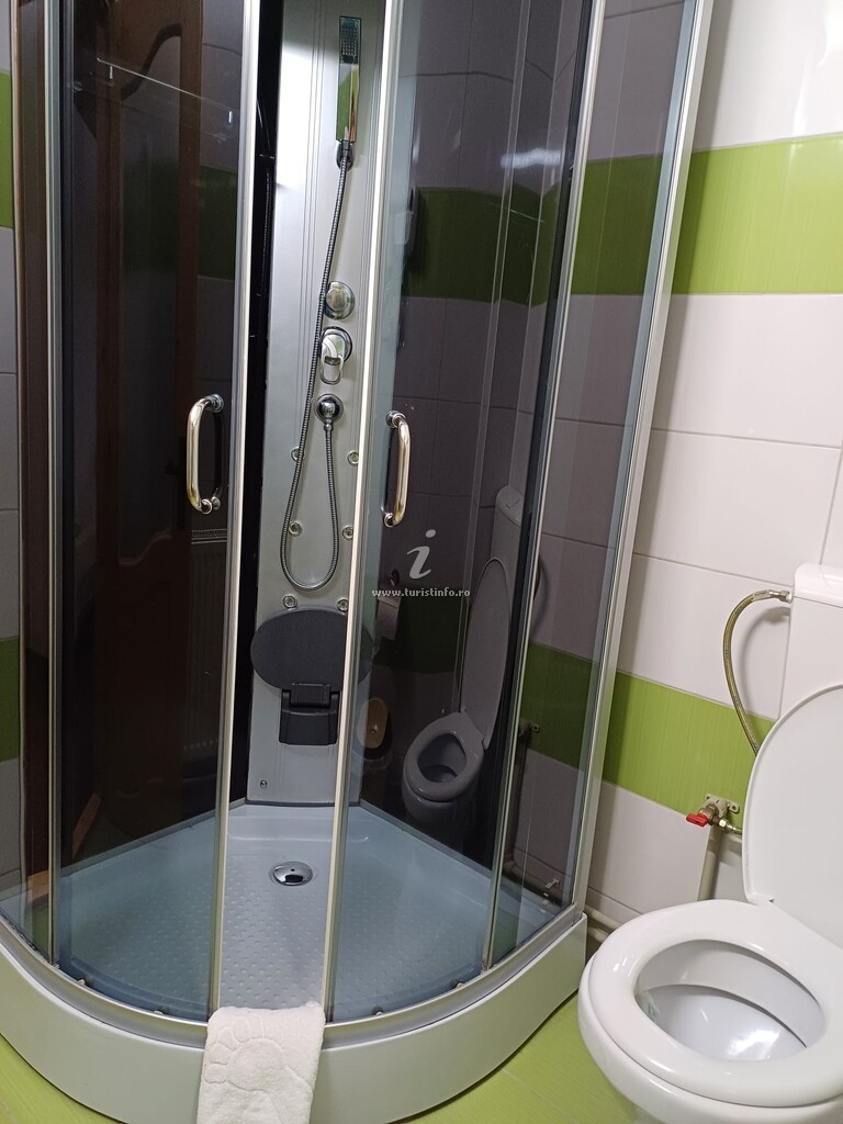 Camere de închiriat Ama