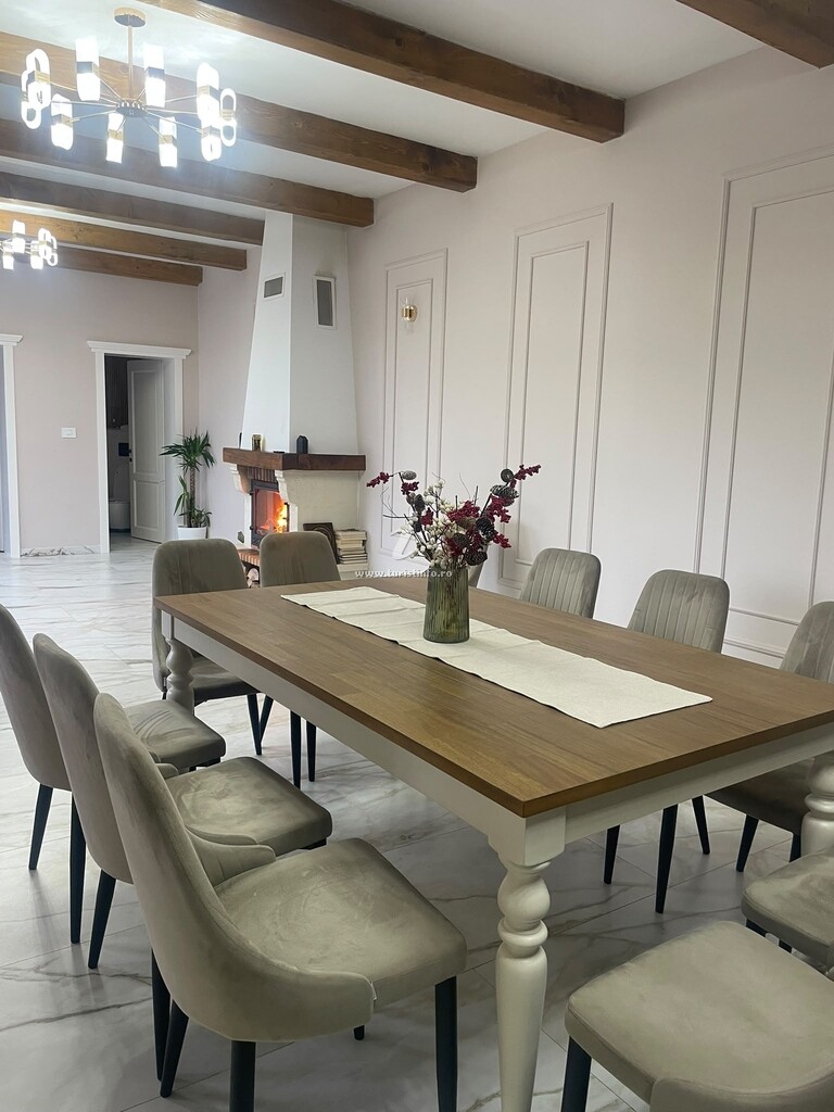 Casa de vacanță V-House